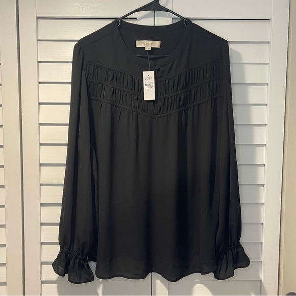 LOFT Black Pleated Long Sleeve Blouse Ruffle Cuffs Women’s XL NWT - Picture 2 of 15
